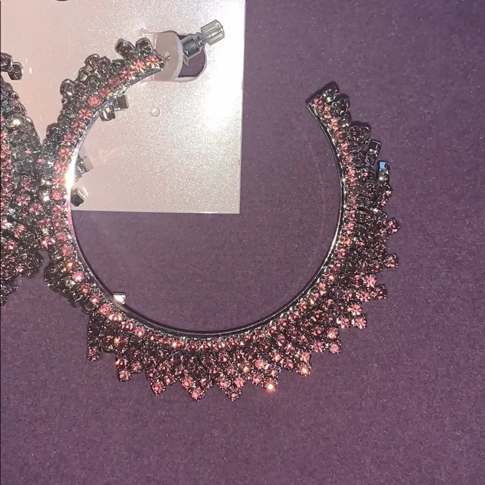 Rhinestone hoop earrings‎